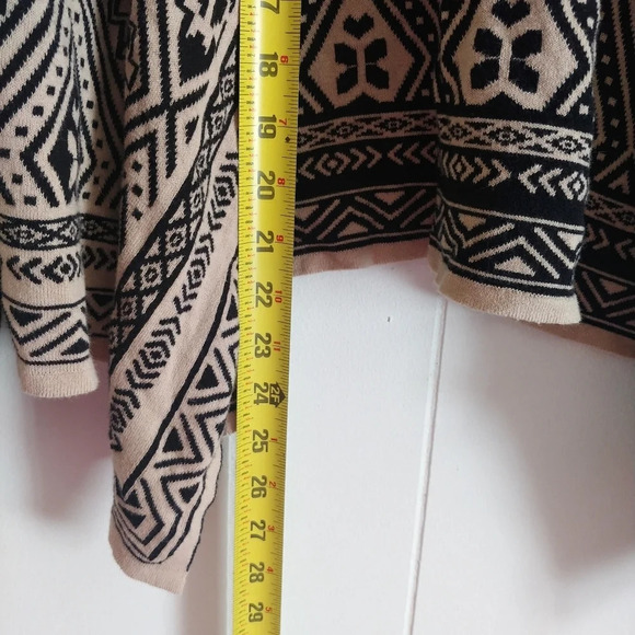 Lucky Brand Aztec Cardigan Sweater Women's Size M Open Front Southwestern Black - Picture 6 of 6